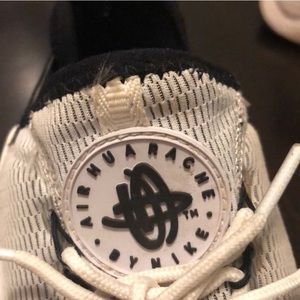 nike air huraches